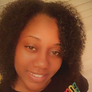 Meet your Posher, Trinisha